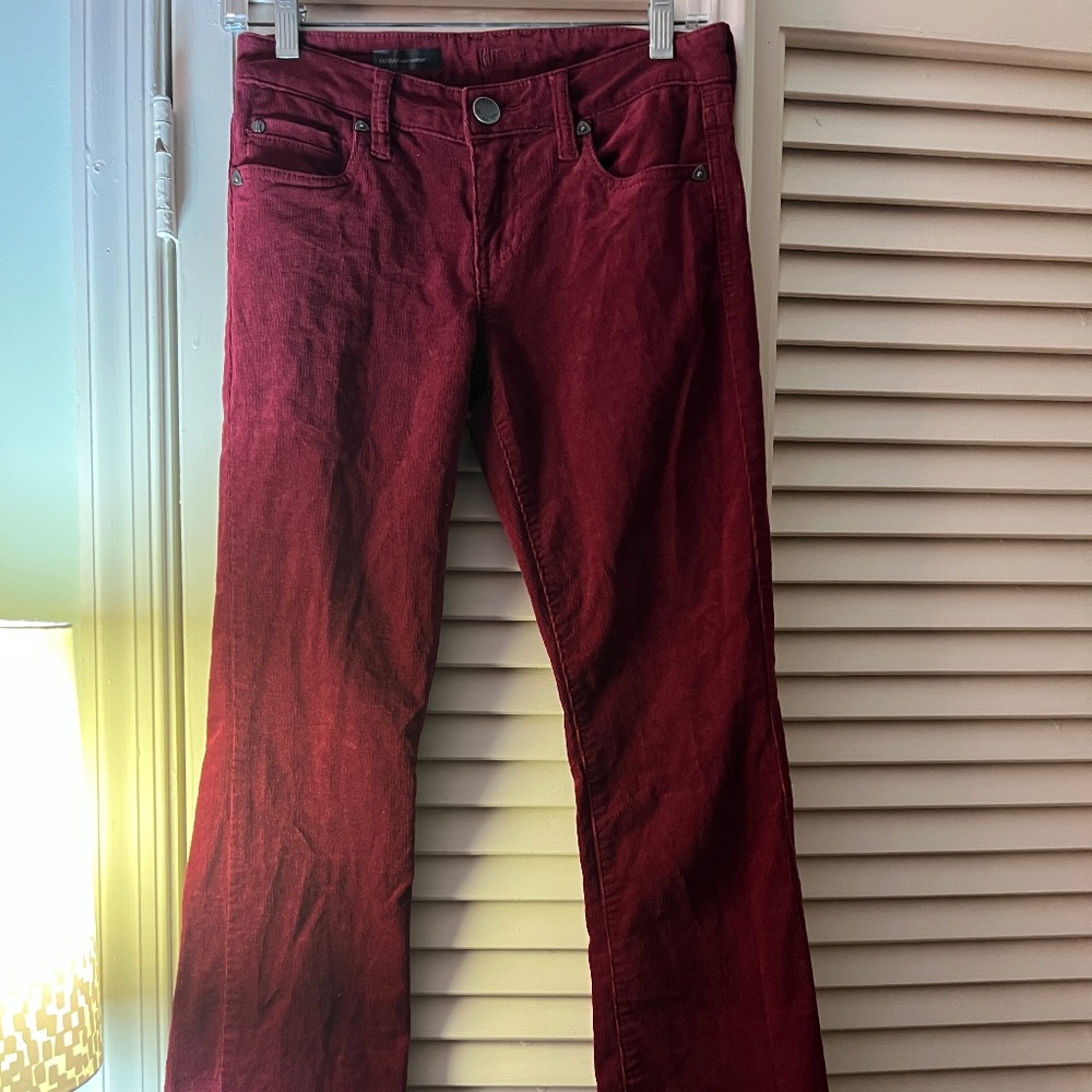 KUT from the Kloth Farrah Baby Bootcut Pants Women's 0 DarkRed Corduroy Pocketed